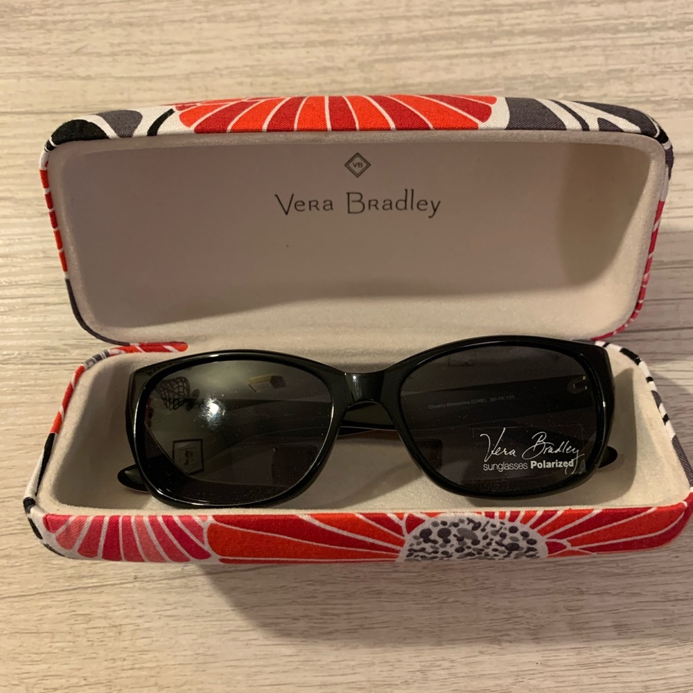 Vera Bradley Rheba polarized sunglasses